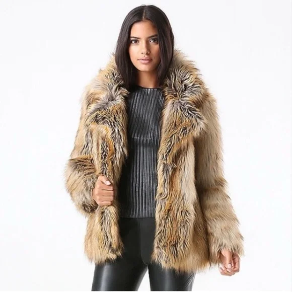 Bebe Faux Fur Coat Mob Wife Carrie Bradshaw Coat 🕶️.💋